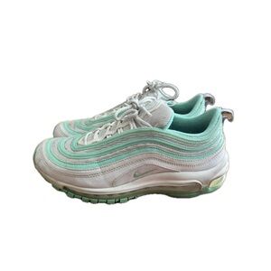 Nike Women's Sneakers in Mint Green and White